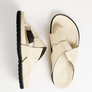 ASKUUM - WHITE ANTIQUE